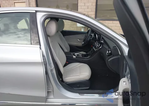 2016 Mercedes-Benz C 300 from USA, damaged, VIN 55SWF4JB1GU102269